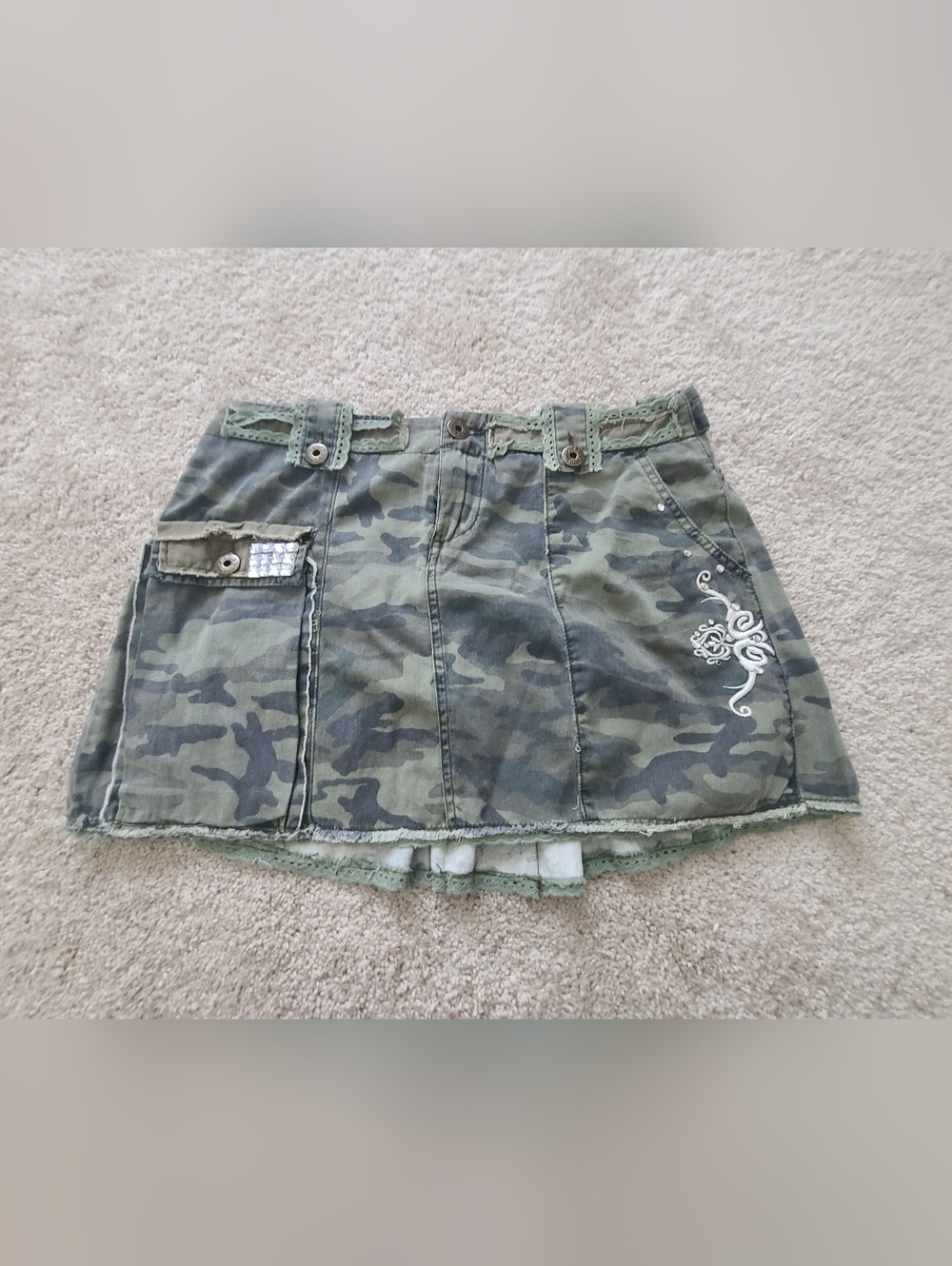 Lucy Paris Green Camouflage Embroidered Mini Skirt